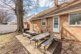 325 E 244th St, Euclid, OH 44123 - Photo 42