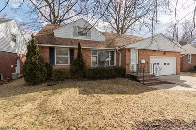 325 E 244th Street, Euclid, OH 44123 - Photo 1