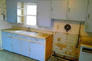 815 Longview Ave, Akron, OH 44307 - Photo 8