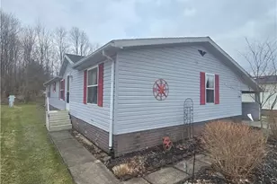 129 Highland Dr, Hiram, OH 44234 - Photo 4