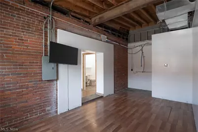 3849 Lakeside Avenue #106, Loveland, OH 44114 - Photo 8