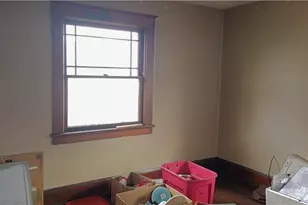 208 N Maryland Ave N, Youngstown, OH 44509 - Photo 10