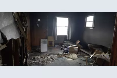 208 N Maryland Avenue N, Youngstown, OH 44509 - Photo 6