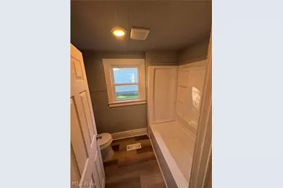 901 Sherman Street, Akron, OH 44311 - Photo 2