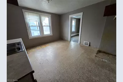 15831 Trafalgar Avenue, Loveland, OH 44110 - Photo 14