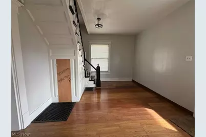 2329 Winfield Way NE, Canton, OH 44705 - Photo 2