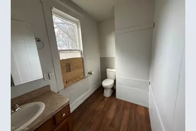 2329 Winfield Way NE, Canton, OH 44705 - Photo 32