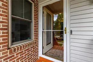 2135 W 6th St, Loveland, OH 44113 - Photo 14