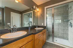 2135 W 6th St, Loveland, OH 44113 - Photo 22