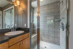 2135 W 6th St, Loveland, OH 44113 - Photo 24
