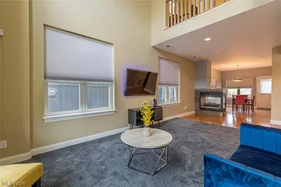 2135 W 6th Street, Loveland, OH 44113 - Photo 2
