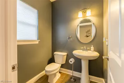 2135 W 6th Street, Loveland, OH 44113 - Photo 12