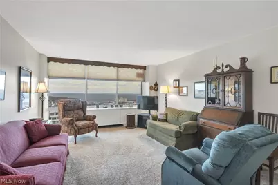 12700 Lake Avenue #2808, Oakwood, OH 44107 - Photo 4