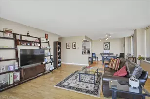 12700 Lake Ave, Oakwood, OH 44107 - Photo 10