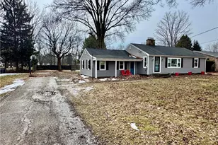 1068 Ivy St NW, North Canton, OH 44720 - Photo 2