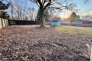 1068 Ivy St NW, North Canton, OH 44720 - Photo 28