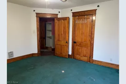 202 Walton Avenue, Barnesville, OH 43713 - Photo 24