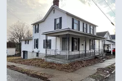 202 Walton Avenue, Barnesville, OH 43713 - Photo 2