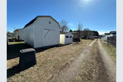 807 Carlisle Street, Belpre, OH 45714 - Photo 14