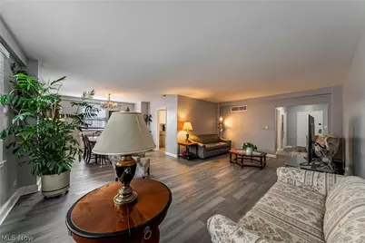 13800 Fairhill Road #306, Loveland, OH 44120 - Photo 18