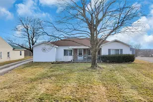 3900 Chandlersville Rd, Zanesville, OH 43701 - Photo 2