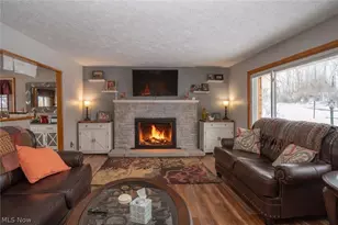 4795 Erie Ave NW, Canal Fulton, OH 44614 - Photo 6