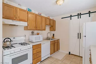 6250 Oxford Court, Huber Heights, OH 44146 - Photo 10