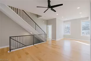 11208 N Park Pl, Loveland, OH 44104 - Photo 8