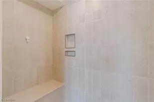 11208 N Park Pl, Loveland, OH 44104 - Photo 18