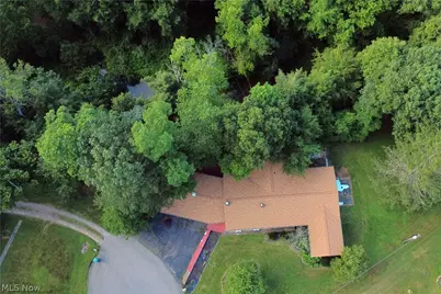 300 Eastlawn Circle, Zanesville, OH 43701 - Photo 4