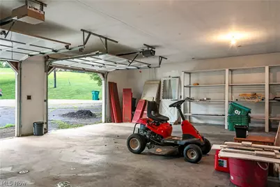 300 Eastlawn Circle, Zanesville, OH 43701 - Photo 40