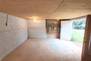 300 Eastlawn Cir, Zanesville, OH 43701 - Photo 38