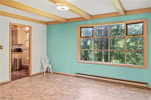 300 Eastlawn Cir, Zanesville, OH 43701 - Photo 8