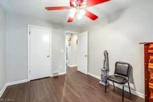 6276 Apple St, Louisville, OH 44641 - Photo 22