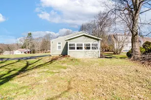 6276 Apple St, Louisville, OH 44641 - Photo 36