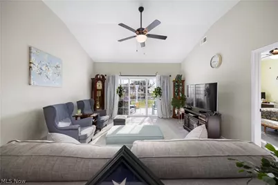 238 Silver Spring Circle, Elyria, OH 44035 - Photo 20