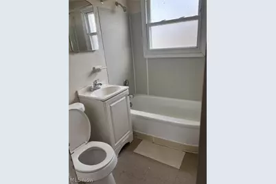 521 Kenwood Drive #B-5, Euclid, OH 44123 - Photo 12