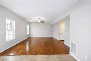 38446 Foxglen Ave, Avon, OH 44011 - Photo 10