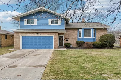 5512 Carol Jean Boulevard, Loveland, OH 44125 - Photo 2