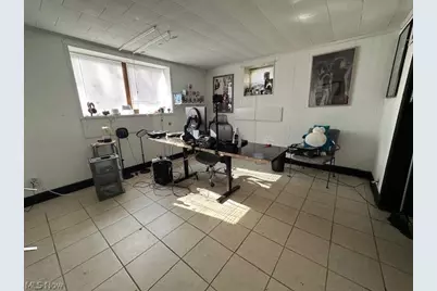 1620 Wheeling Avenue, Zanesville, OH 43701 - Photo 12