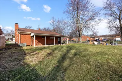 897 Livermore Lane, Elyria, OH 44035 - Photo 30