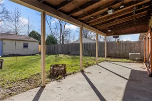 897 Livermore Ln, Elyria, OH 44035 - Photo 32