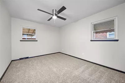 897 Livermore Lane, Elyria, OH 44035 - Photo 16