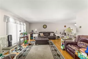 129 Hidden Tree Ln, Amherst, OH 44001 - Photo 2