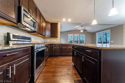 32815 Rebecca Lane, Avon Lake, OH 44012 - Photo 12