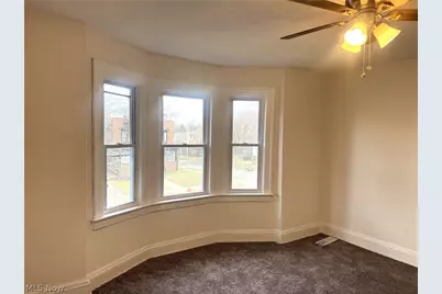 3242 Sycamore Road #Left Side, Cleveland Heights, OH 44118 - Photo 10