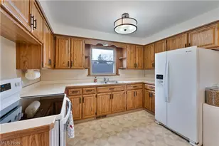 9868 Unity Rd, Poland, OH 44514 - Photo 6