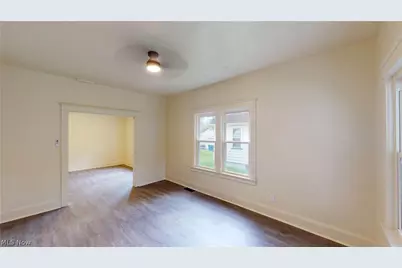 210 Perry Street #Front, Struthers, OH 44471 - Photo 2