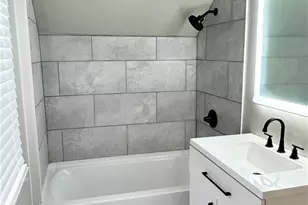 427 E 275th St, Euclid, OH 44132 - Photo 42