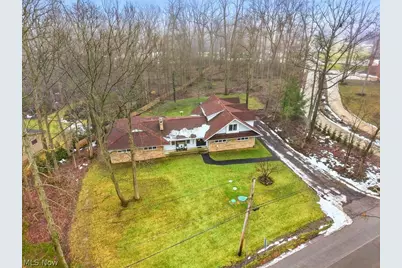 38080 Berkeley Avenue, Moreland Hills, OH 44022 - Photo 1